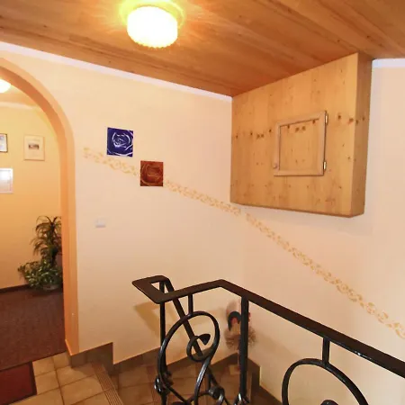 Quaint In Near Lift Finkenberg