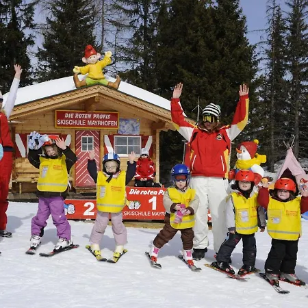 Quaint In Near Lift Daire