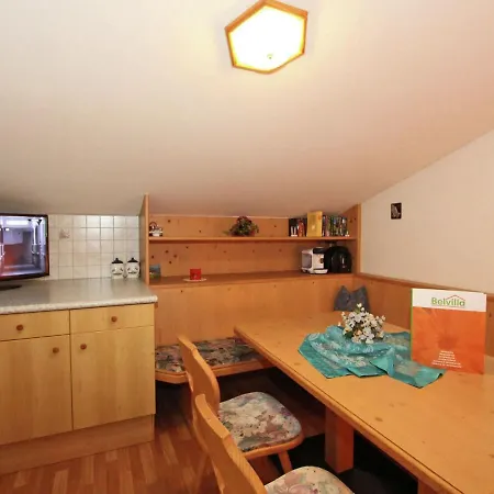 Quaint In Near Lift *