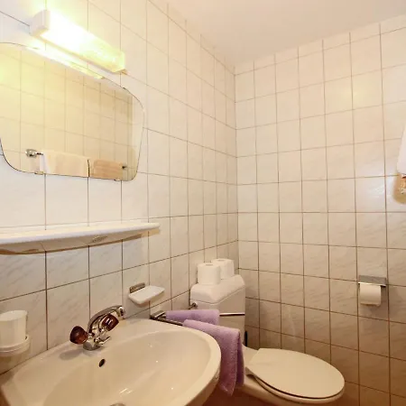 公寓 Quaint In Near Lift